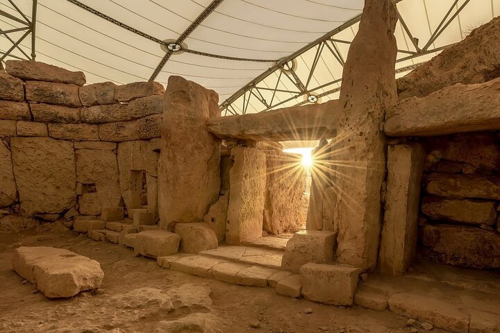 Prehistoric Temples and Highlights of the South Full-Day Tour