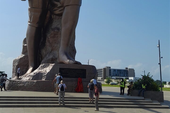 Private Full-Day Cultural Tour in Cotonou Ganvie and Ouidah