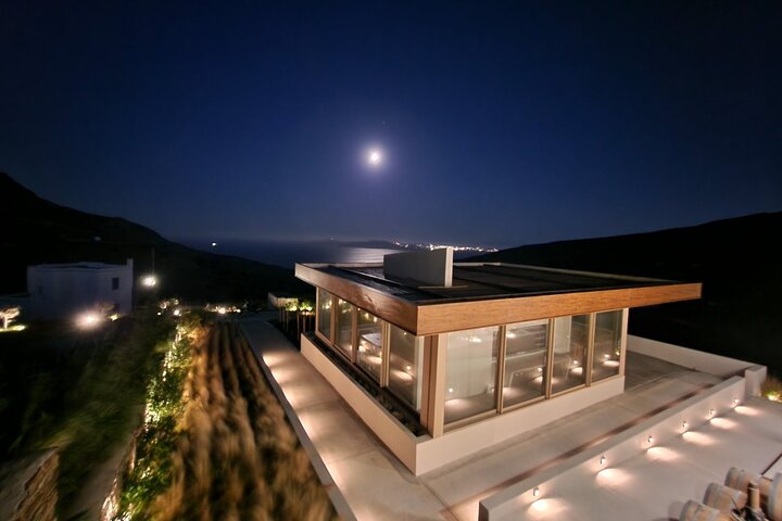 Wine Tasting in Tinos: Sea-View Terrace Tour & Sommelier Guide