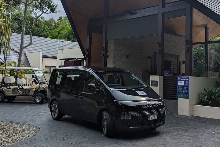 Cairns airport to port Douglas private Transfers one way