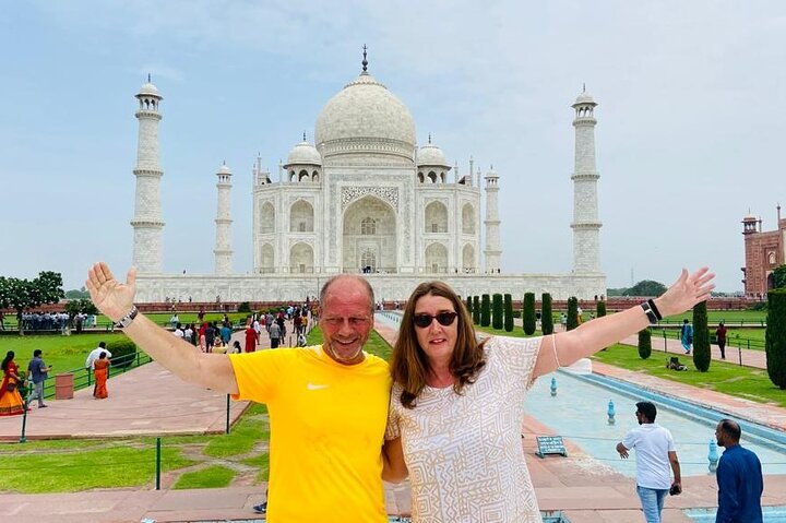 Taj Mahal Day Tour from Delhi by Superfast Train - TOP RATED TOUR