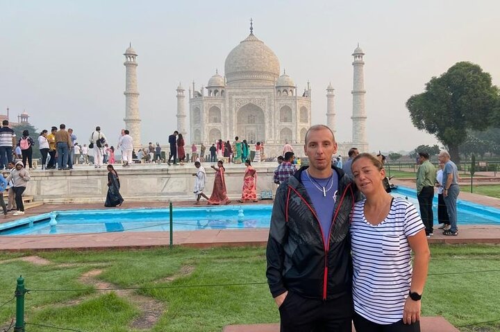 Taj Mahal Day Tour from Delhi by Superfast Train - TOP RATED TOUR