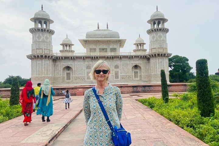 Taj Mahal Day Tour from Delhi by Superfast Train - TOP RATED TOUR