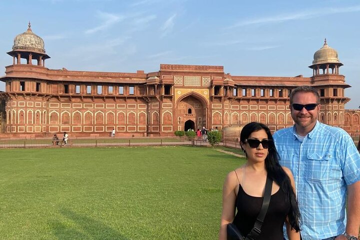 Taj Mahal Day Tour from Delhi by Superfast Train - TOP RATED TOUR