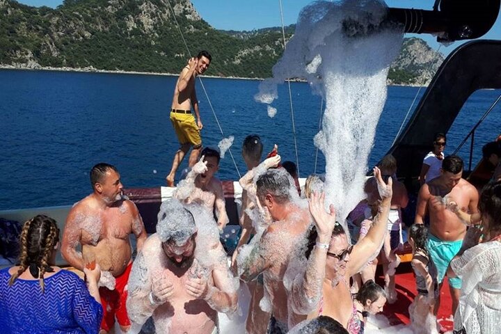 Antalya Lara Pirate Boat Trip w/Soft Drinks, Lunch & Pickup