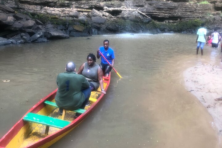 Waterfalls, Aburi Botanical Gardens & a Cocoa Farm Experience.