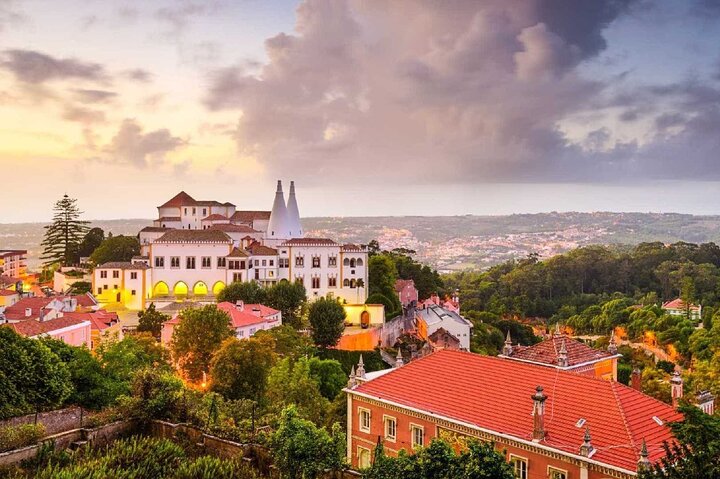Sintra Private Tour with Tickets: Pena Palace & Moorish Castle