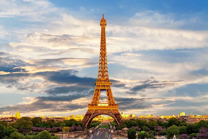 Eiffel Tower Dedicated Reserved Access Top or 2nd floor by lift