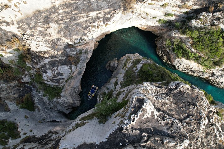 Blue Cave & Grama Bay Full Day Guided Boat Tour