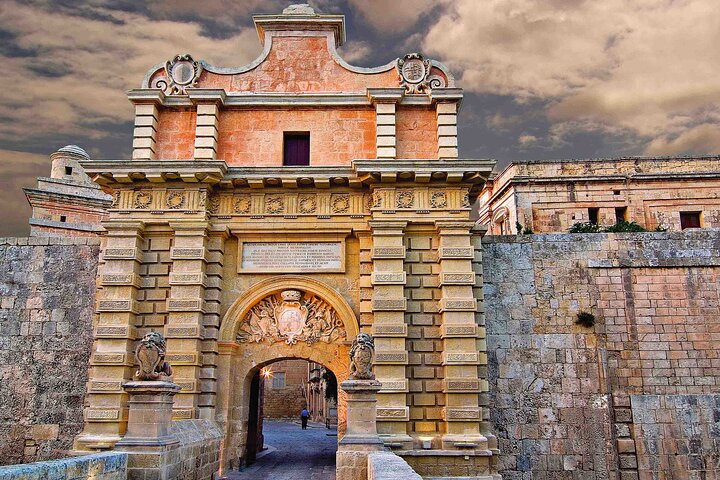 Mdina, Dingli Cliffs and San Anton Gardens Half-Day Guided Tour