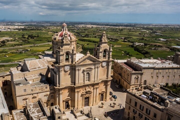 Mdina, Dingli Cliffs and San Anton Gardens Half-Day Guided Tour