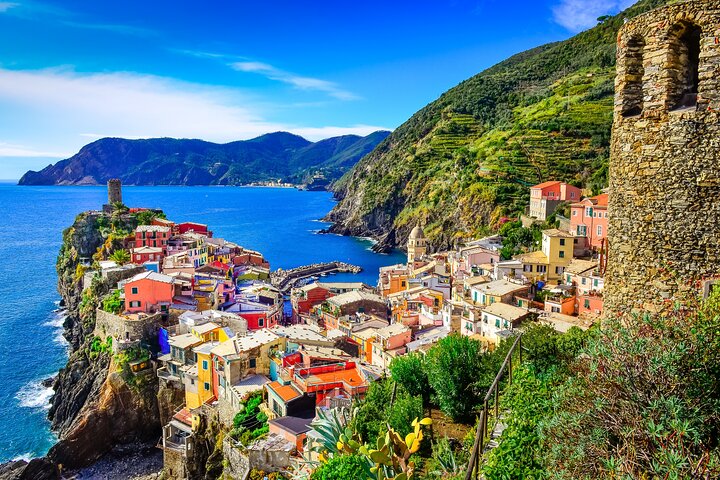 Cinque Terre and Pisa Tower Tour from Florence Semi Private
