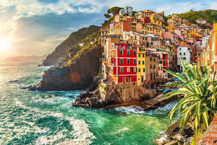 Cinque Terre and Pisa Tower Tour from Florence Semi Private