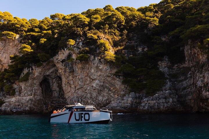 Blue Cave & Šunj Beach Small-Group Boat Tour from Dubrovnik