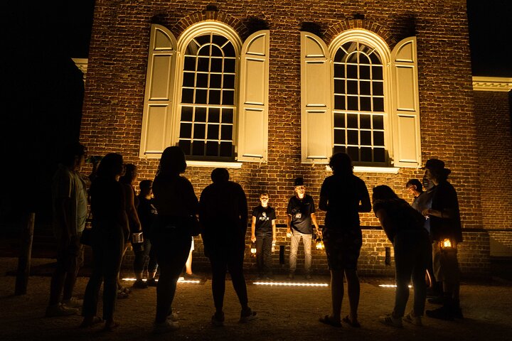 Whispers of Williamsburg Haunted Ghost Tour with Add-on options