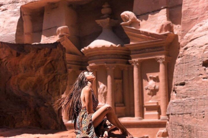 Reliable & Comfort Door-to-Door Private Transfer Petra ⇆ Dead Sea