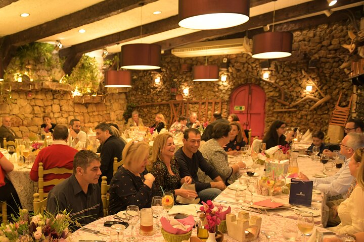 Maltese Traditional Dinner and Folklore Show with Transfers