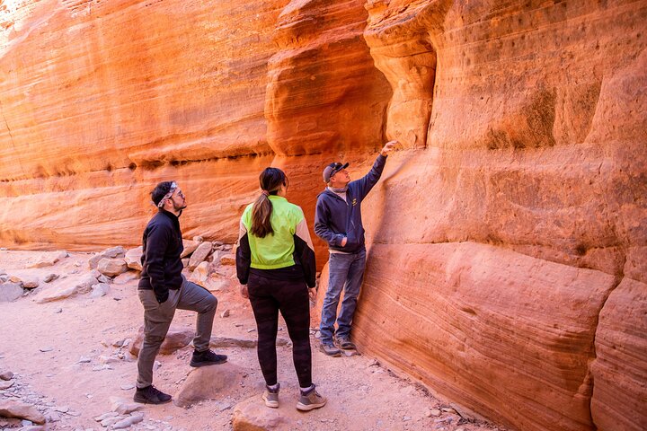 Peek-a-boo Slot Canyon Tour and Sandboarding UTV Adventure