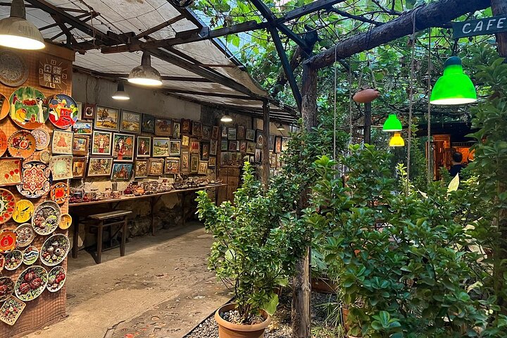 Cultural Walking Tour in Yerevan with Armenian food Tastings
