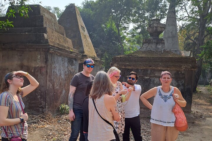 Explore Kolkata: Private 1-Day and 2-Day Tour Options