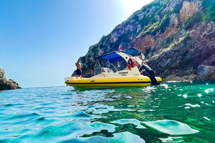 Blue Cave & Grama Bay Full Day Guided Boat Tour