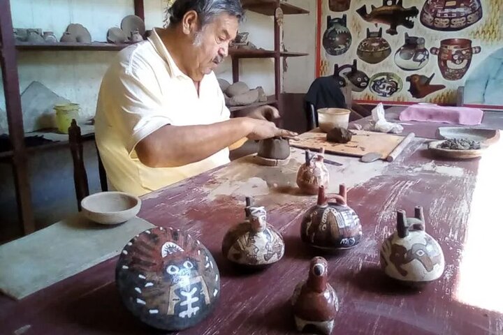 Cahuachi Pyramids Tour and Artisanal Workshop in Nazca