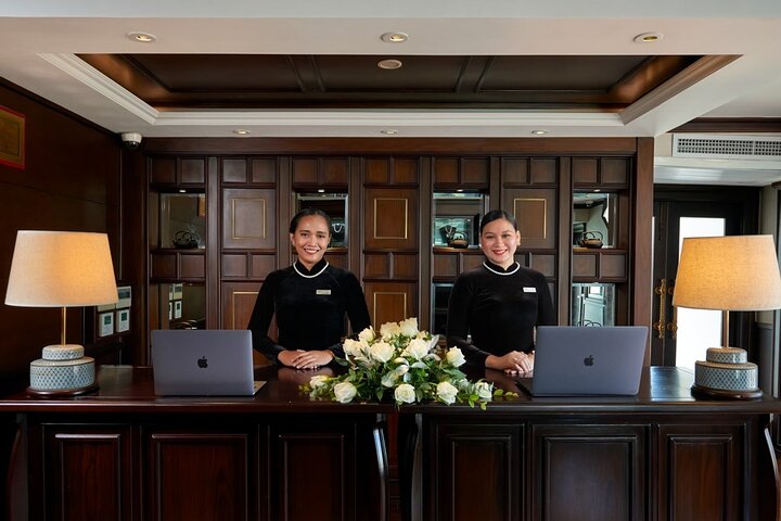 Paradise Elegance Cruise 2 days 1 night Halong Bay Tour