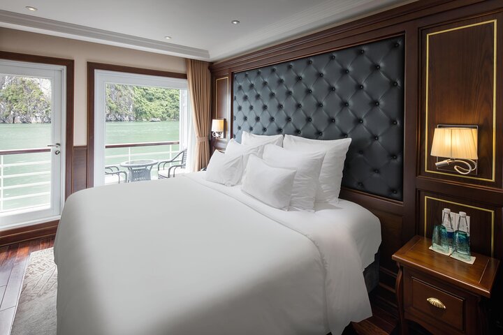 Paradise Elegance Cruise 2 days 1 night Halong Bay Tour