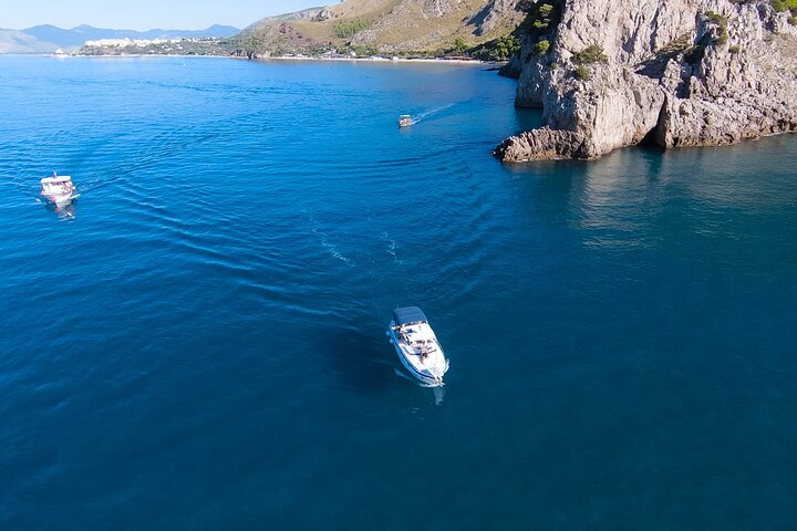 Tour - Mini Cruise at the Blue Grotto