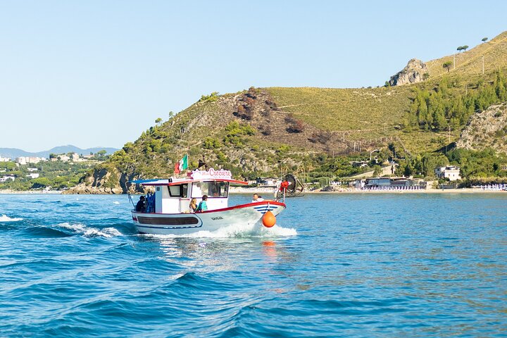 Tour - Mini Cruise at the Blue Grotto