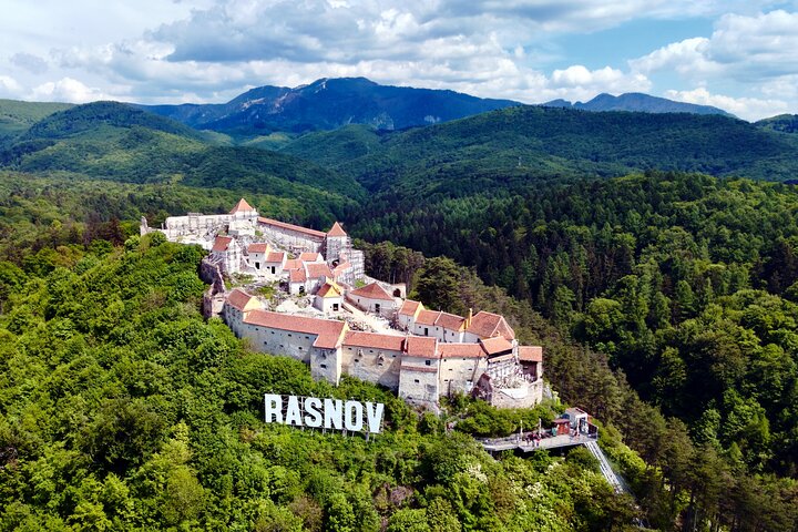 3-Castle: Peles,Bran,Rasnov,Sinaia Monastery from Brasov w pickup