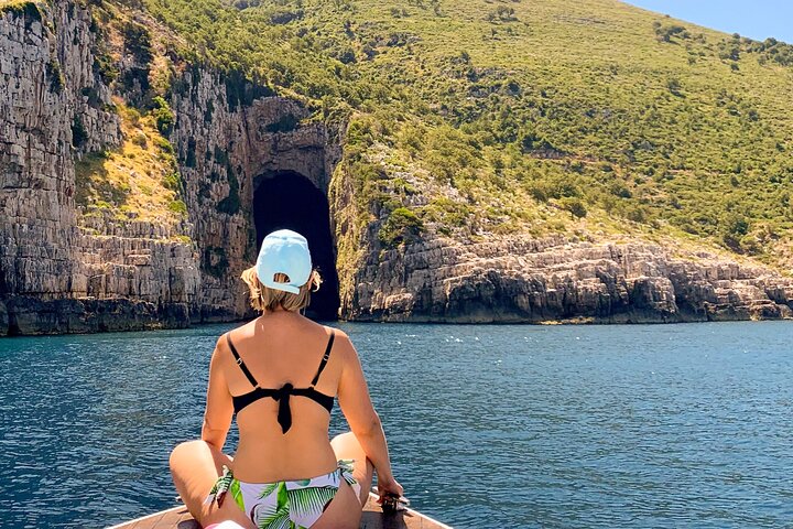 Vlore Private Boat Tour to Haxhi Ali Cave & Karaburun Beach
