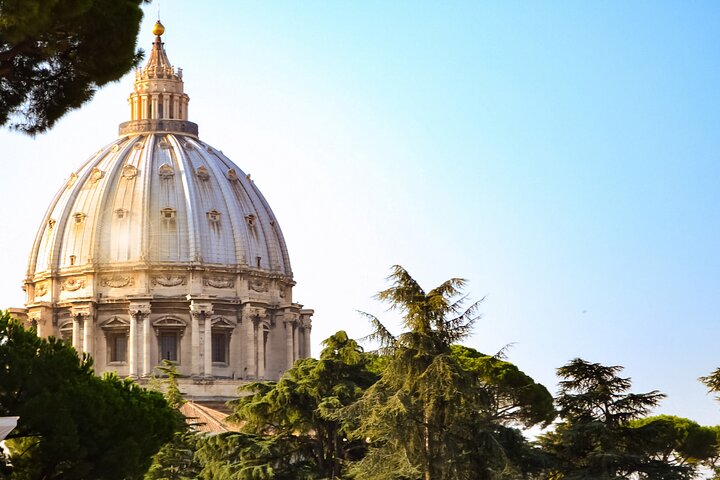 Skip the Line: Vatican & Sistine Chapel Ticket with Audio Guide