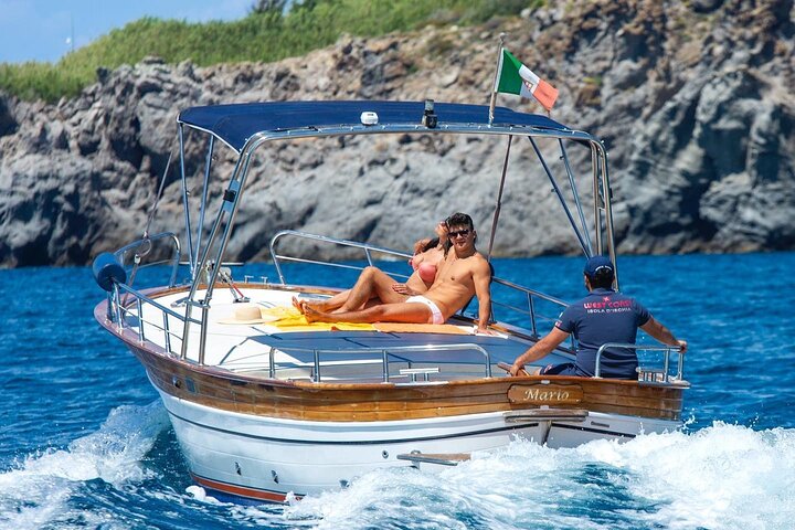 Ischia island private excursion on Gozzo Fratelli Aprea 7,5m