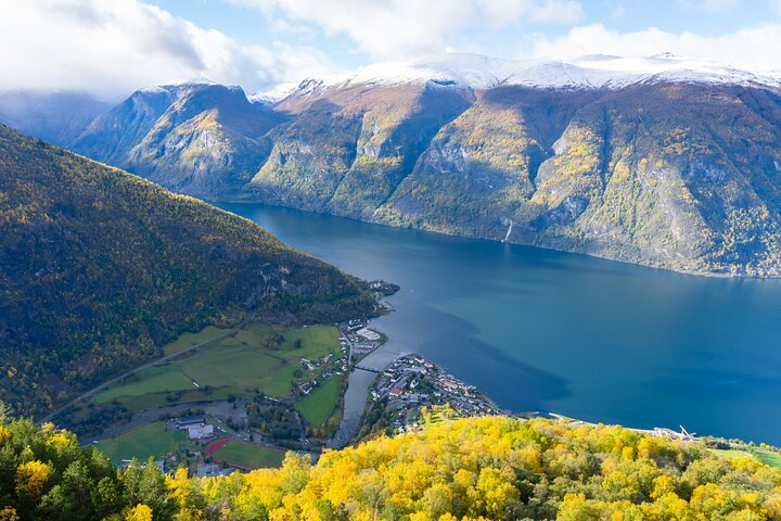 Flam: The Spectacular Stegastein Viewpoint Tour (Small Group)