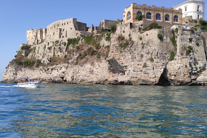 Gaeta Tour Riviera di Ulisse up to Sperlonga