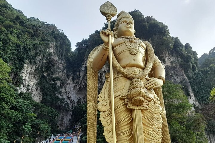 Private Genting Highlands & Batu Caves Trip with Cable Car Ticket