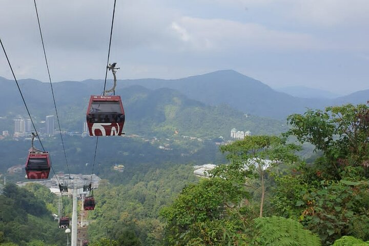 Private Genting Highlands & Batu Caves Trip with Cable Car Ticket