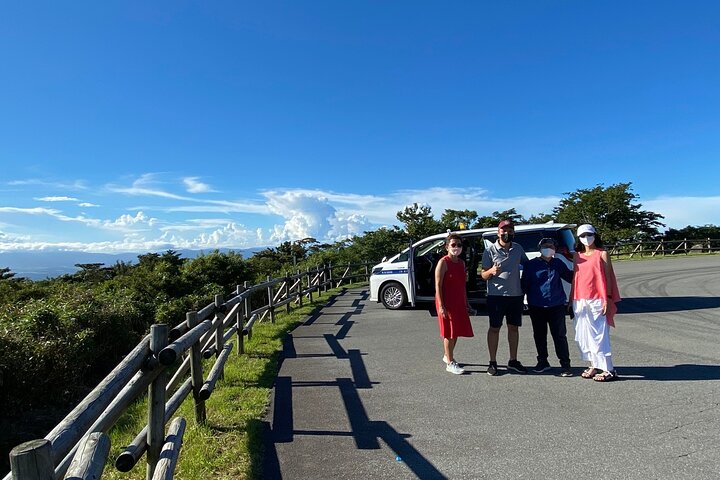 Hakone in 1 Day by Private Car with Licensed Guide