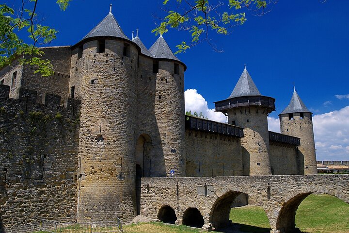 Toulouse : Carcassonne Day Trip by Coach with audio guides