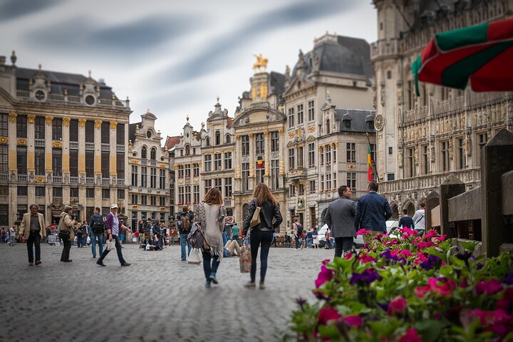 Brussels Food Tour with Full Meal & Drinks by Do Eat Better
