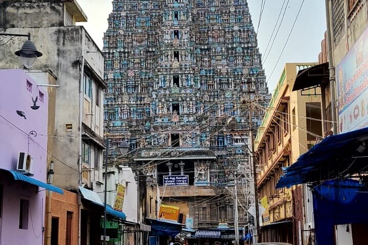 Madurai Walks : City Highlights Temple and Market Tour