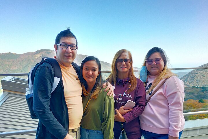 Hakone in 1 Day by Private Car with Licensed Guide