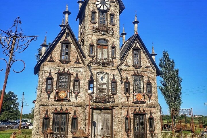 Campanopolis Tour, Visit the Magical and Mysterious Village