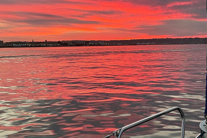 Deluxe Sunset & Day Sail Small Group