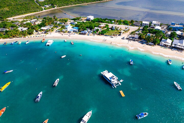 Boomerang’s Best of Anguilla: Swim with Turtles Adventure