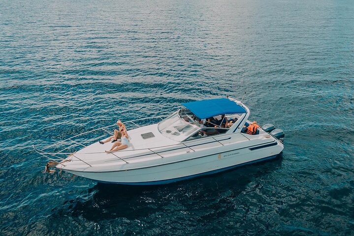 Coron Island Hopping Tour: via Private Yacht