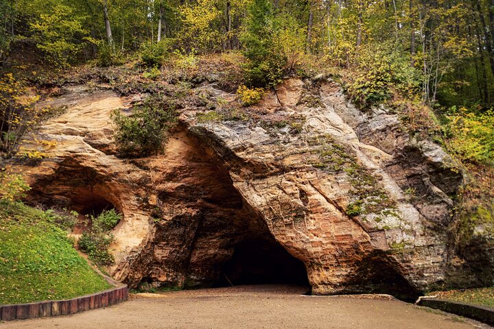 Sigulda's Hidden Gems : Private Romantic Walking Tour