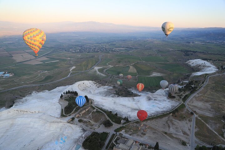 Pamukkale Hot Air Balloon w/Flight Certificates,Champagne Toast & Hotel Transfer