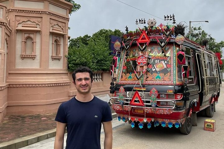 Karachi City Tour
